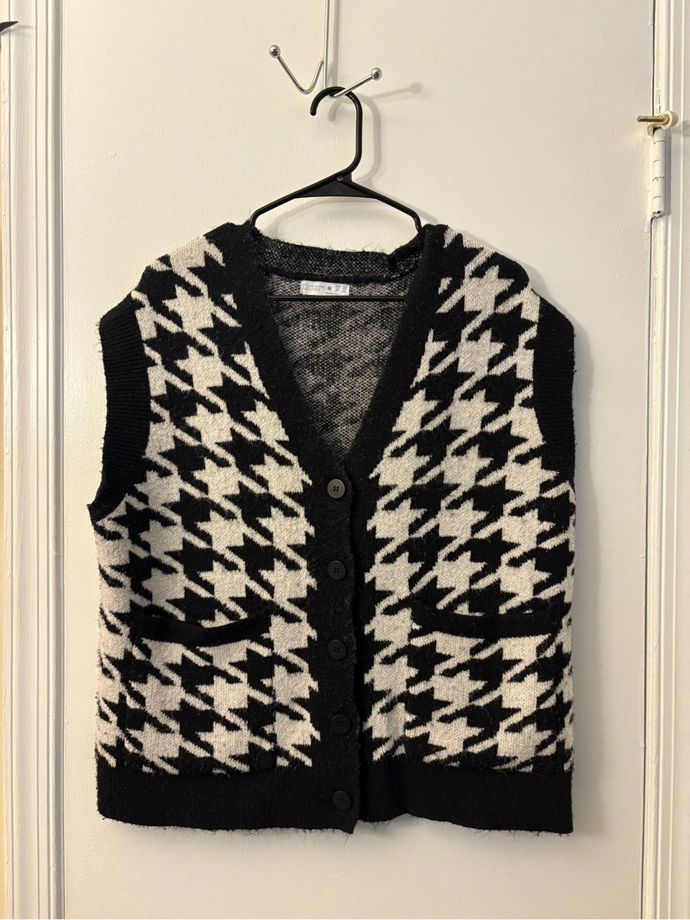 Primark Black & White Knit Vest
